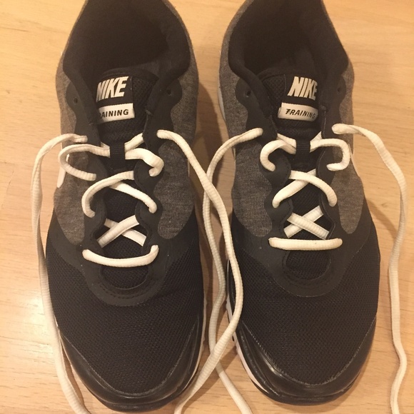 Nike Shoes - Nike TRAINING Women's shoes